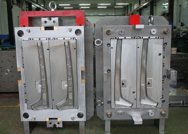 Bảng điều khiển ô tô của khuôn phun nhựa với 2 lỗ khoan