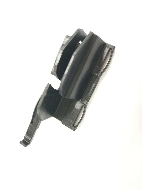 Automobile  ingection Mold Precise Holder Sliding Roof Deflector RH &amp; LH  2+2 Cav for Plastic PA66+GF13 Forwa
